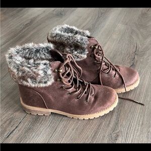 Faux fur boots